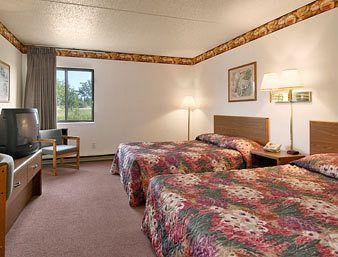 Super 8 By Wyndham Luverne Habitación foto